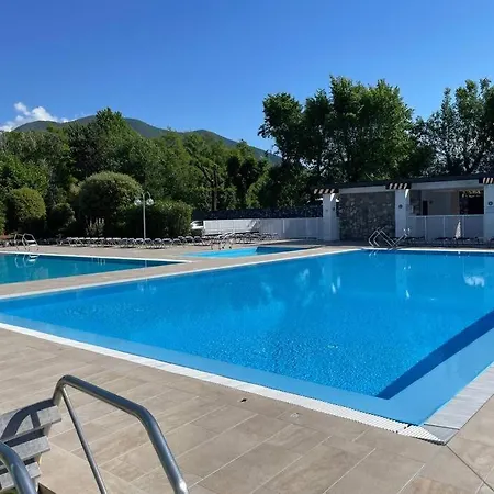 Vacation Paradise In With Many Pools