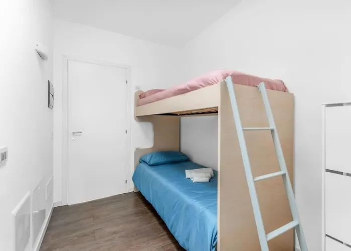Feriehus Vacation Paradise In With Many Pools Iseo